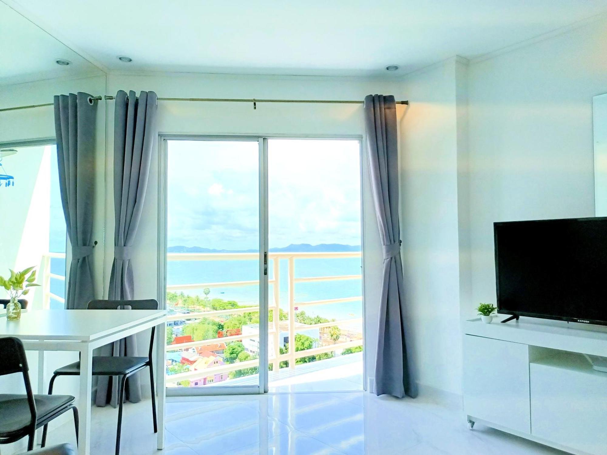 Sea View Beachfront Condos Pattaya Jomtien Beach Exterior foto